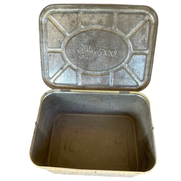 Vintage Metal Bread Box Tin Red White Hinged Floral Primitive Empeco Farm MCM - Picture 3 of 16